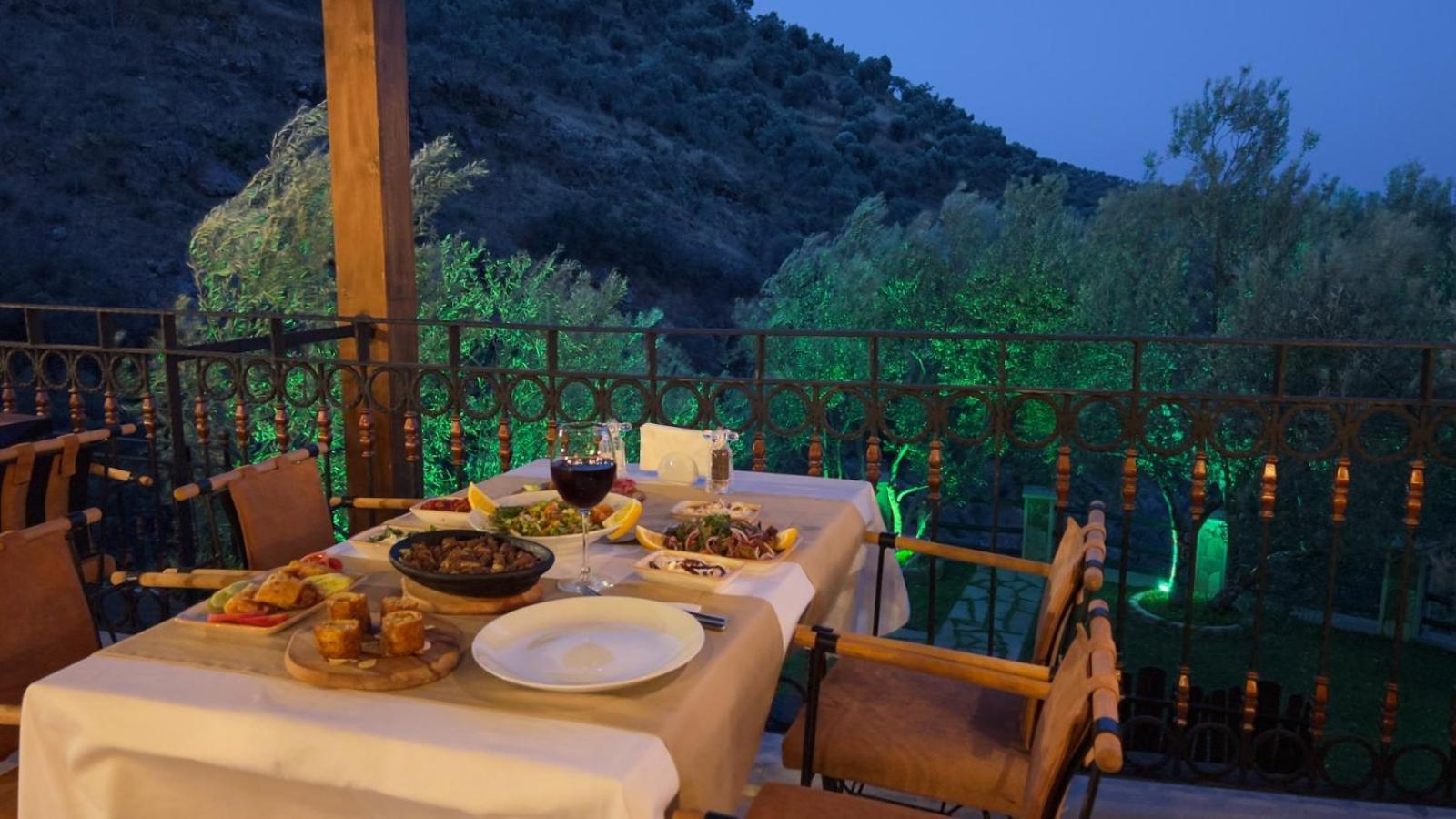 Hotel Kazdagi Atila Bey Konagi Ayvacik Esterno foto